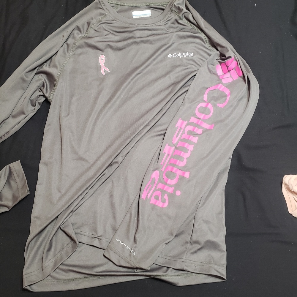 Gray and pink breast cancer columbia long sleeve